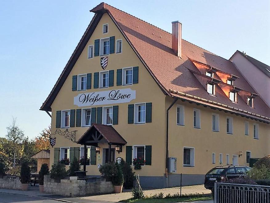 Hotel Gasthof Weisser Loewe Burgthann Exterior foto